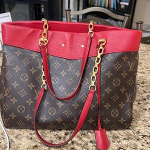 Authentic Louis Vuitton Handbag